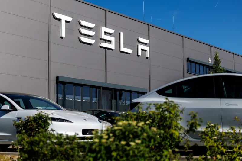 Buy the dip case for Tesla diminishes due to stagnating fundamentals