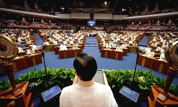 Marcos vows to complete land title distribution in 2027