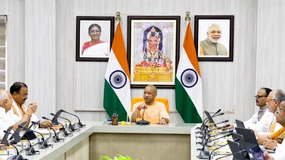 UP Cabinet Decision: योगी सरकार छात्राओं को फ्री में देगी स्कूटी; जानिए क्या है रानी लक्ष्मीबाई Scooty योजना