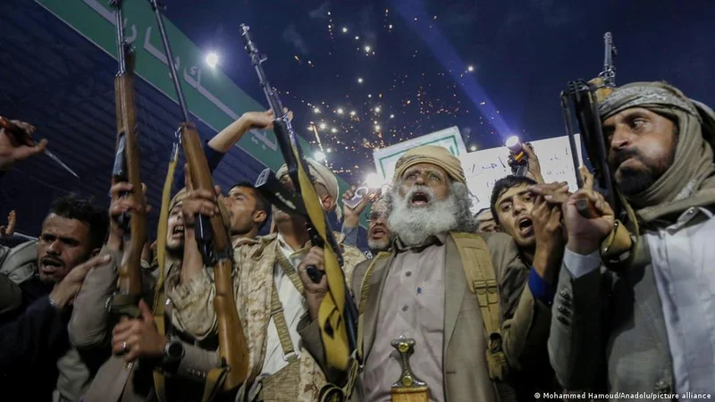 Will Pakistan intervene amid Houthi attacks on Saudi ships?