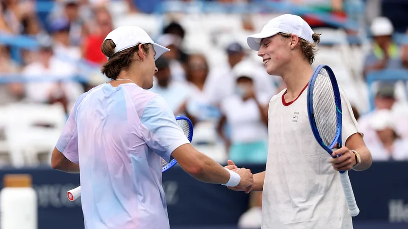 'It was weird': De Minaur beats Hewitt in Aussie tussle