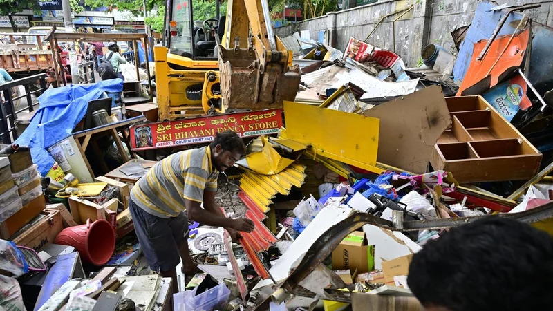 How should cities reclaim footpaths? | Explained