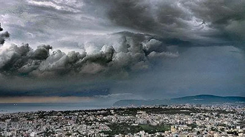 Part 1: El Niño: How a Warm Patch of Pacific Water Came to Rule India’s Monsoon | The Rearview Podcast