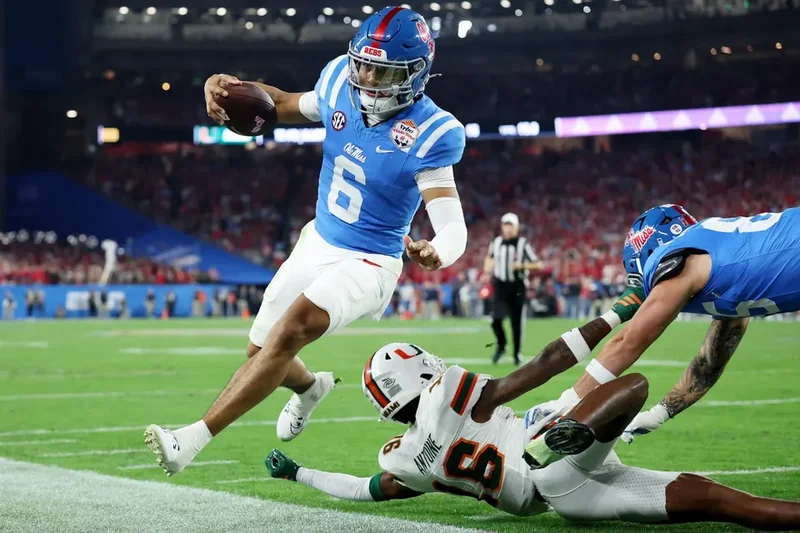 SEC Features Veteran Quarterbacks As League Aims For National Title