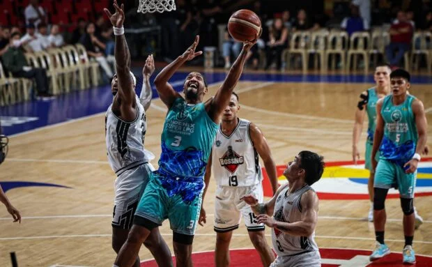 PBA: Phoenix turns back Blackwater, tops group after first round