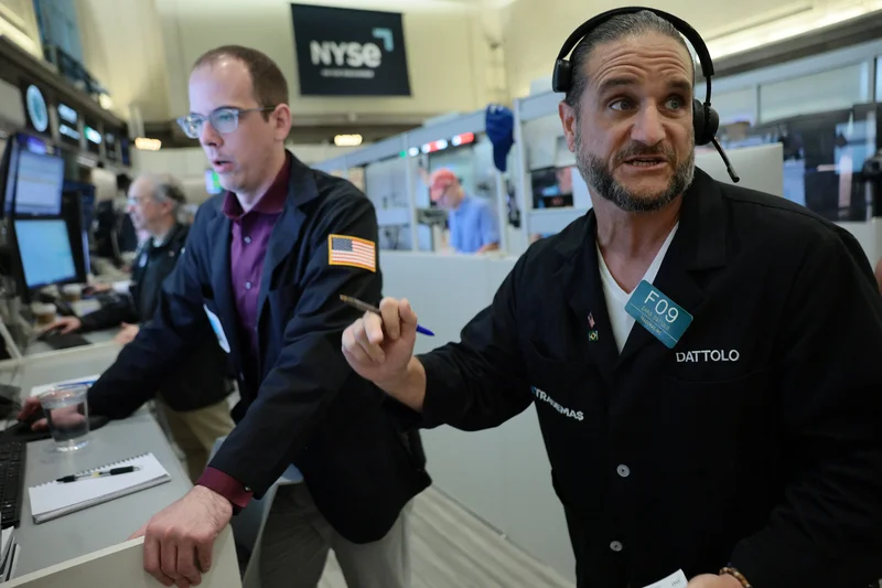 These stocks have momentum on their side heading into earnings, including Amazon