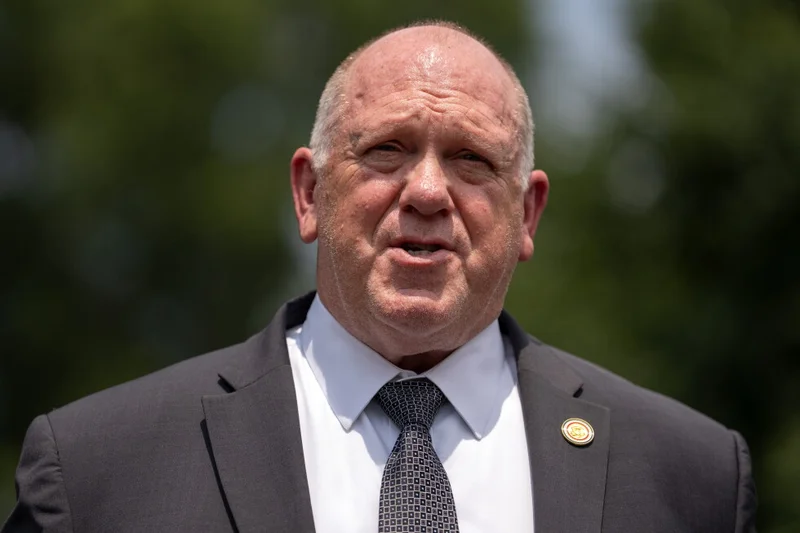 Trump’s border czar says vetting of ICE officer is under internal review after Maine shooting