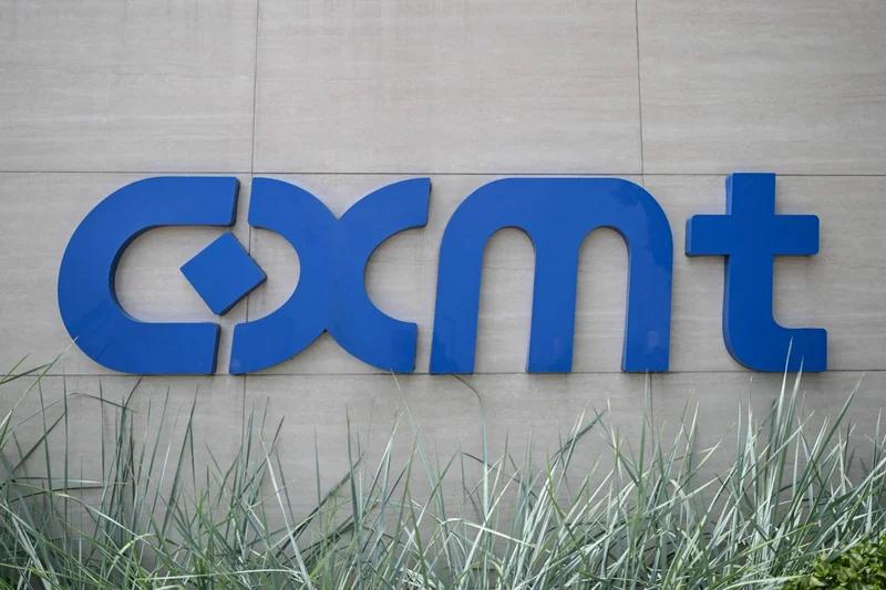 Chinese chipmaker CXMT soars 500% on debut as AI fuels shortages