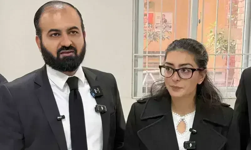 Imaan, Hadi seek early hearing of their petition in Peca case