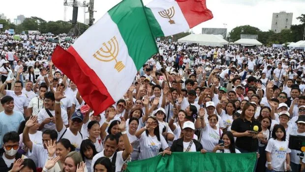 Marcos urges Iglesia to join nation-building efforts