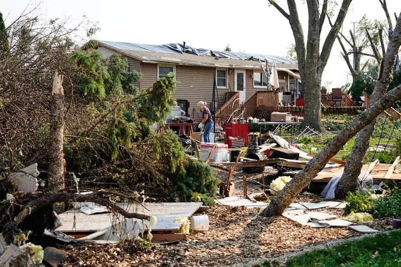 Tornado that carved a path of destruction in Wisconsin stayed on the ground for more than 20 minutes