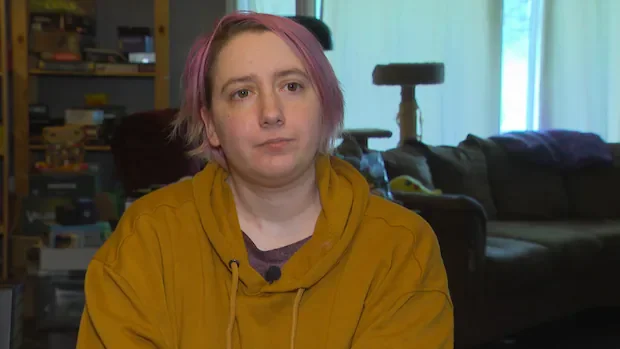 She called 911 to report an erratic driver. Then a Mountie called her from inside her home