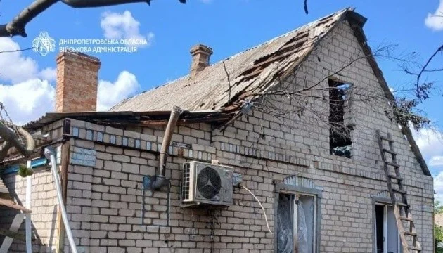 Russian forces attack Dnipropetrovsk region nearly 50 times in one day, injuring five