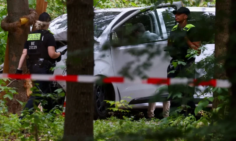 Suspect in Berlin attack near Pride gathering shot dead by police
