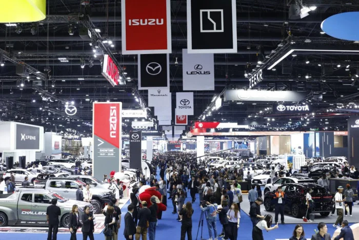 Car production target hit by Mideast war