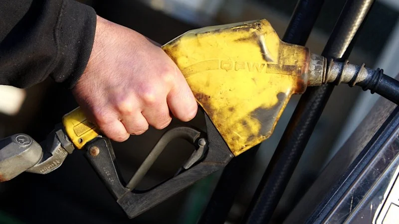 Australia news LIVE: Oil prices hit $100 for first time in months; Trump hikes tariffs on Australian products to 12.5 per cent