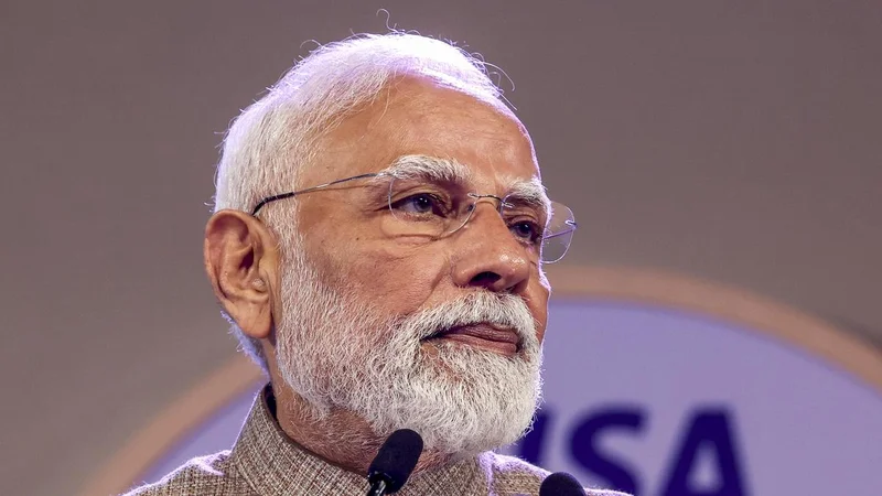 PM asks Ministers to get going on Instagram after raging students’ protest