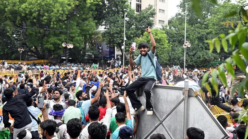 Top news of the day: Dharmendra Pradhan resigns, Centre proposes anti-cheating law, CJP withdraws protest, and more