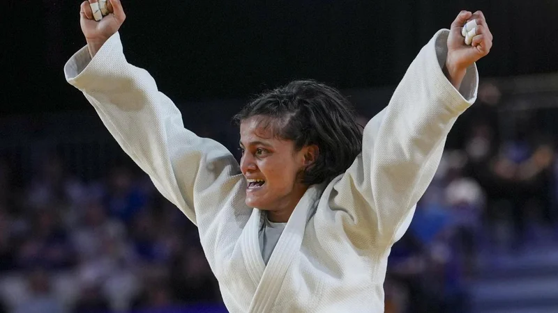 Asmita Dey becomes first Indian to win judo gold medal at Commonwealth Games
