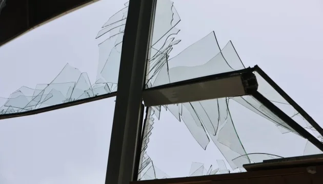 Russian forces injure six residents of Donetsk region