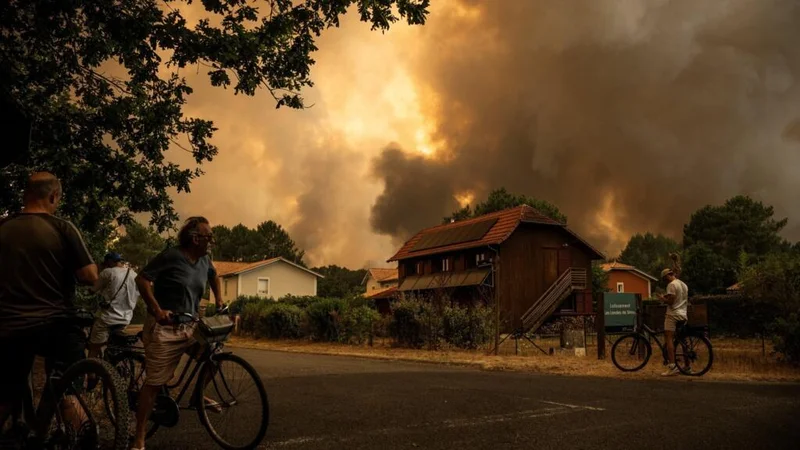 Macron calls for EU reinforcements as France battles spreading wildfires