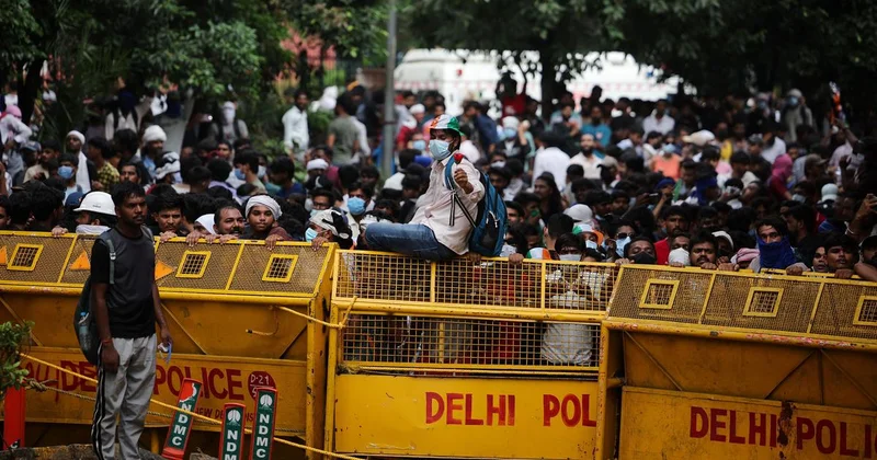 Rush Hour: SC orders release of detained minors,  Meta summoned after Modi’s post removed & more