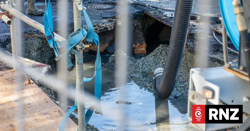 Sinkhole appears in Auckland street damaged in 2023's floods