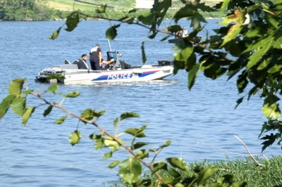Five people died while trying to rescue drowning swimmer on Ohio River