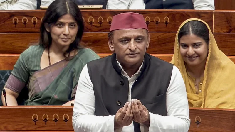Akhilesh Yadav compares police action at Delhi protest to Emergency, says Pradhan’s exit saved PM