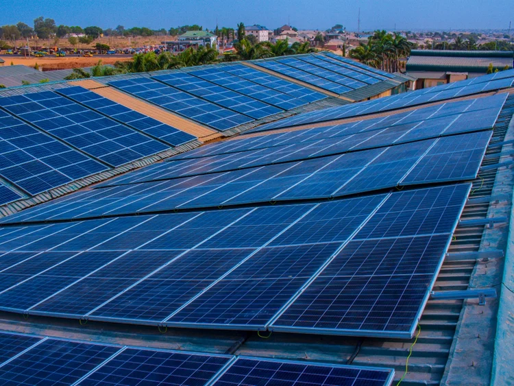 Nigeria’s solar boom bypasses national grid as utility-scale investment stalls – Report