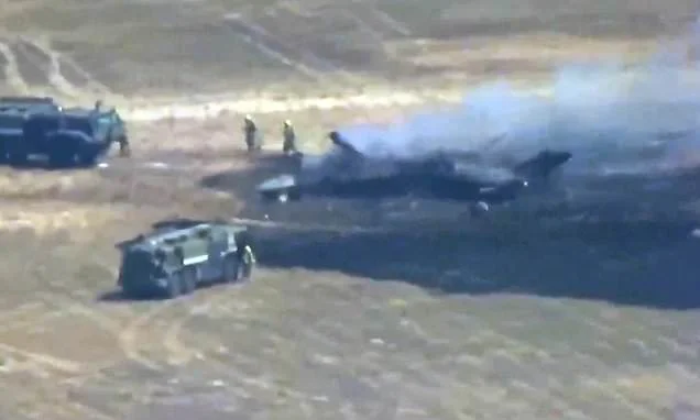 F-35 jet crashes at original Top Gun base leaving aircraft in smoking wreck