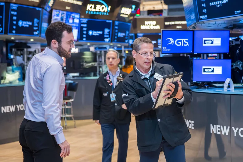 S&P 500 futures are little changed as traders look to recover from oil-driven sell-off: Live updates
