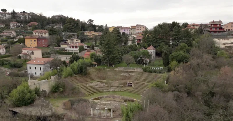 The incredible story of the man who built a fake Roman theater in Italy and sold tickets to visit it