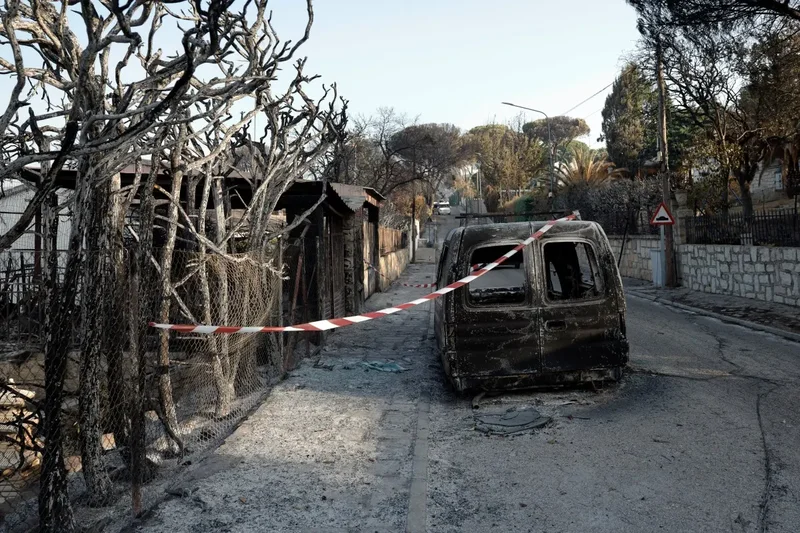 Madrid fire almost extinguished as new blaze starts at Spain-Portugal border