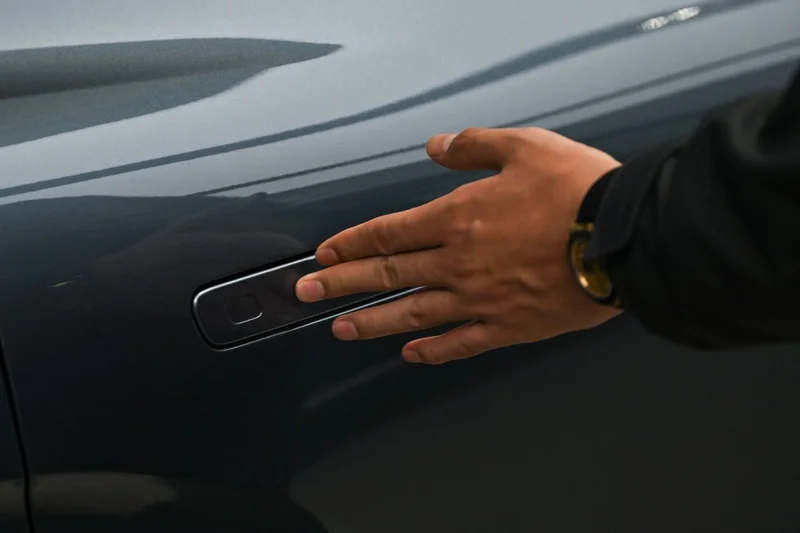 Experts warn 2.2 million cars could be at risk of hijacking via Bluetooth