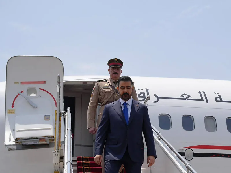 Iraqi PM makes first official visit to Iran in bid to deepen ties