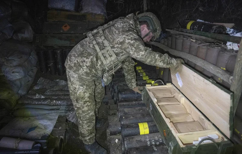 Around 800,000 weapons intended for Ukraine end up on black market — newspaper