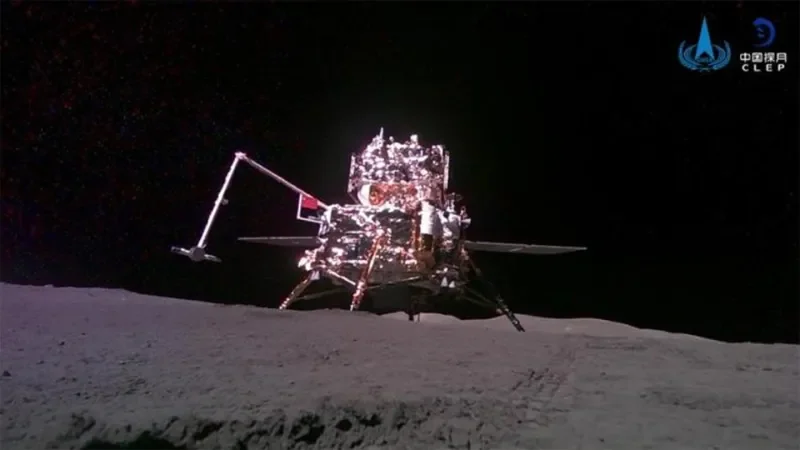Different moon rocks tell different tales about a long-ago bombardment
