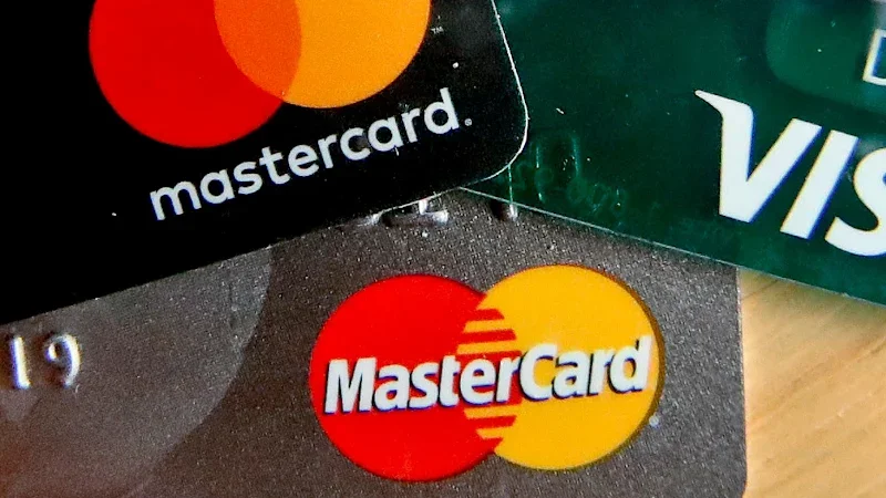 Surcharge ban could end popular free travel insurance perk