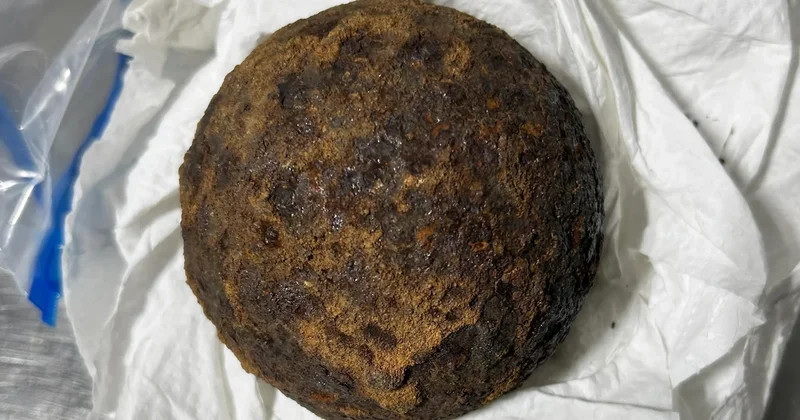 Stolen Civil War-era cannonballs found in suitcase at Alabama airport