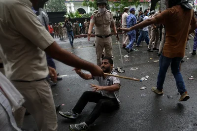 Indian police criticised for brutal crackdown on ‘cockroach’ protests as leader rules out further marches