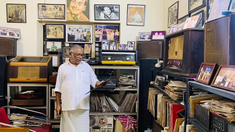 A 17-year-old fan, a rainy Mananchira night and a lifetime with Rafi Saab