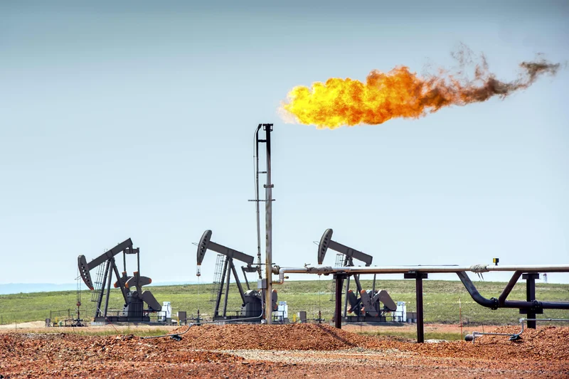 Brent oil jumps 2% to hold above $92 as Rubio says Iran 'not serious' about peace talks