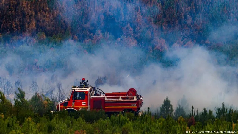 Europe wildfires: France expands mass evacuations as Spain battles record blaze
