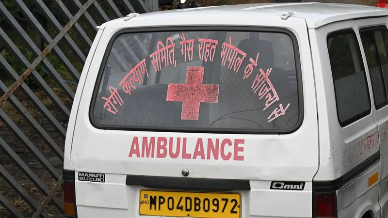 Patient dies after ambulance runs out of oxygen in MP's Mandla; probe ordered