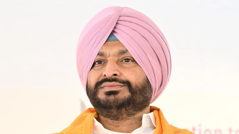 Union Minister Ravneet Singh Bittu resigns