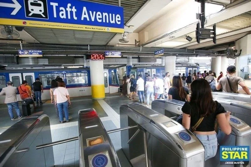 Free MRT-3 rides every Wednesday in August for National ID holders