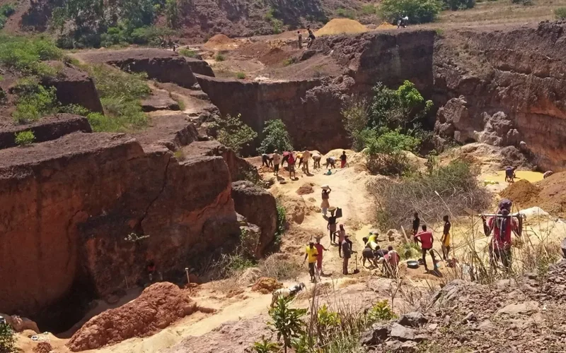 Seven miners die in Plateau pit collapse
