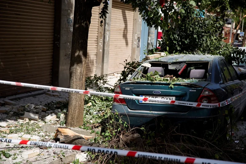 Major tourist spot closed as three more earthquakes hit southern Spain