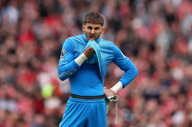 Juventus set to sign Tottenham goalkeeper Guglielmo Vicario on loan after moving on from Emiliano Martinez